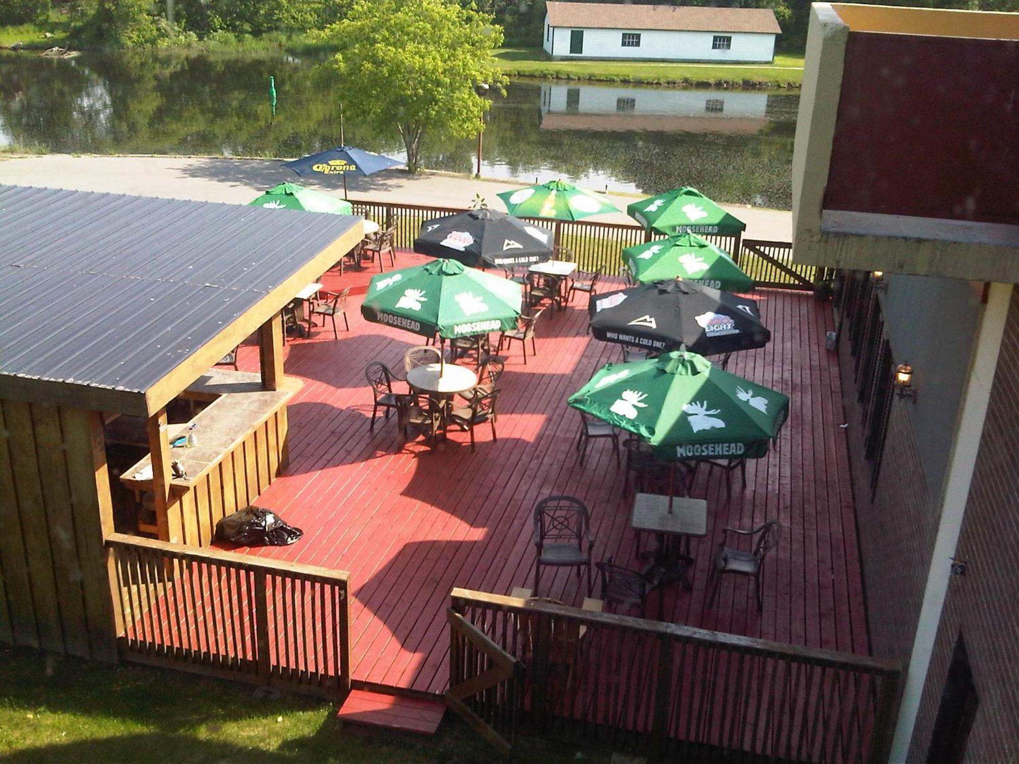 Econo Lodge Smiths Falls Exterior foto